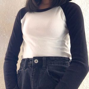 black and white long sleeve shirt